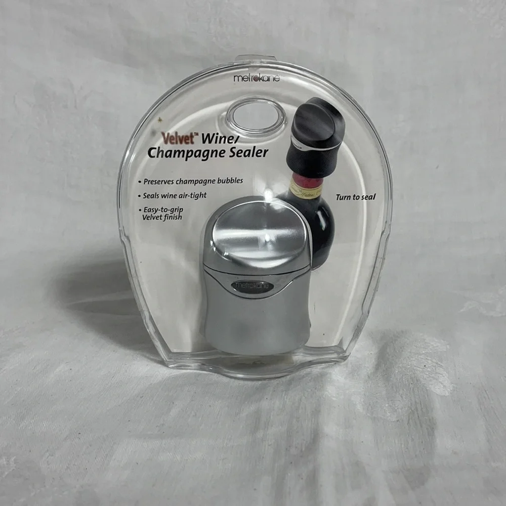 NWOT METROKANE Velvet Wine / Champagne Sealer
